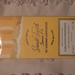 Sweet Tooth by Sabrina Carpenter Eau de Parfum - Yellow